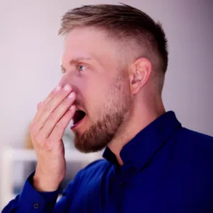 Aérophagie : pourquoi vous avalez de l'air et comment y remédier